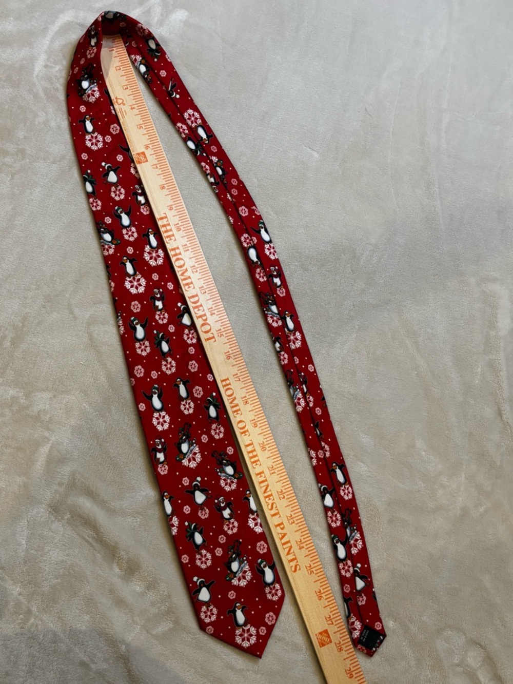 Red Penguin Pattern Holiday Tie